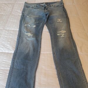 Hollister Men 34 x 34 Ripped jeans